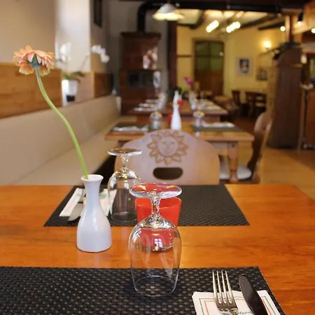 Отель Sonne Шлинген